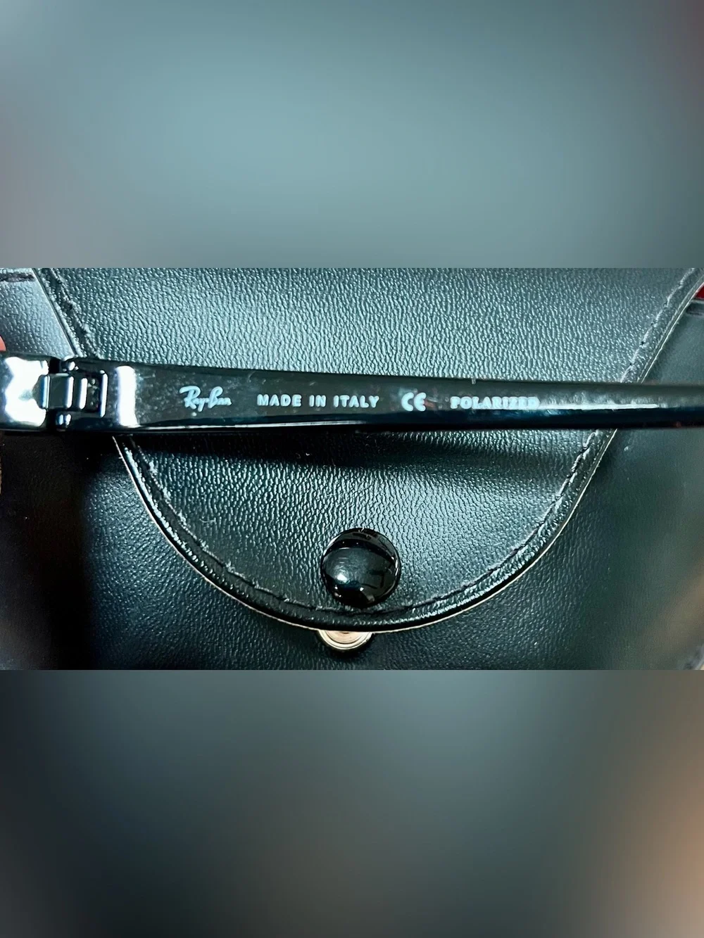 Ray-Ban sleek ray